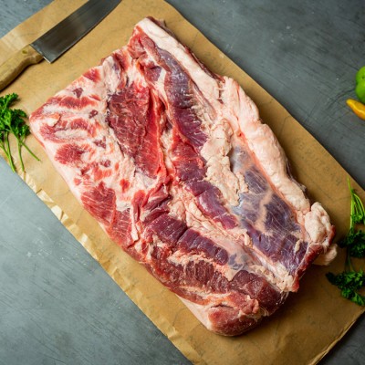 Свинина ребрышки мясные 900 г - купить в Центральной Усадьбе